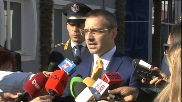MINISTRI I BRENDSHEM TAHIRI NE VLORE PER DROGEN,“SHKATERRUAM QINDRA TON HASHASH” LAJM