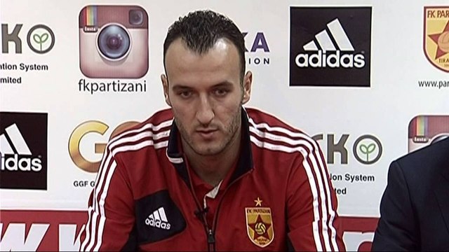 SUPERLIGA SHQIPTARE,TIRANA KUNDER TERBUNIT, PARTIZANI NDESHEN NE FUSHEN E LAÇIT LAJM