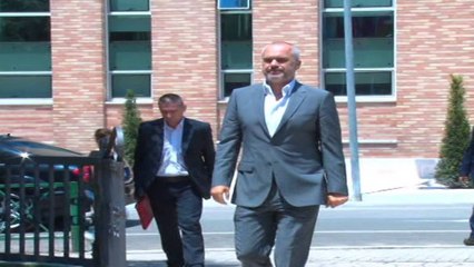 RUÇI POHON SE ÇDO MINISTER DO “ZBRESE” NE TERREN TE PERBALLET ME ZGJEDHESIT LAJM