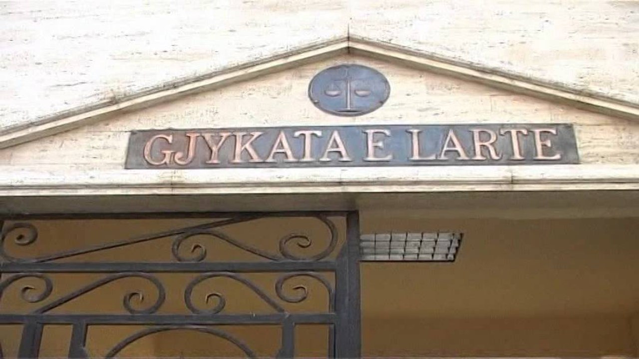 PUBLIKOHET PROGRES RAPORTI I KE PER SHQIPERINE PERFUNDONI REFORMEN NE GJYQESOR LAJM