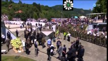 ALEKSANDAR VUCIC RIKTHEHET SERISH NE SREBRENICE PAS INCIDENTIT TE KORRIKUT LAJM