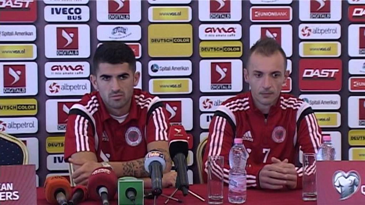 MIQESOREN ME KOSOVEN LOJTARET E KOMBETARES E SHOHIN SI FESTE,TIFOZET KUQ E ZI BOJKOT LAJM