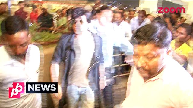 Shah Rukh Khan clarifies on signing satellite deal for 'Dilwale' - Bollywood News