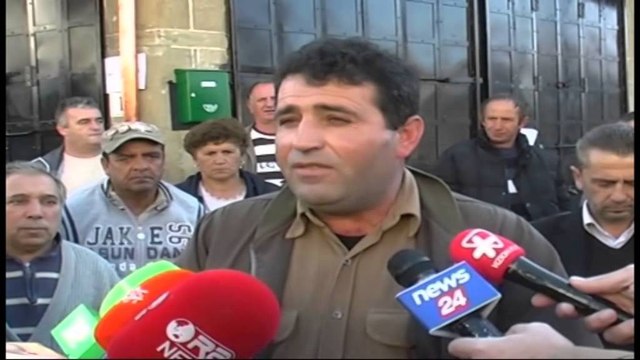 TREGTARET NE GJITHE VENDIN PROTESTOJNE KUNDER MASAVE TE ASHPRA TE TATIMEVE LAJM