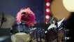Battle de batterie entre Dave Grohl et Animal (Muppet Show)