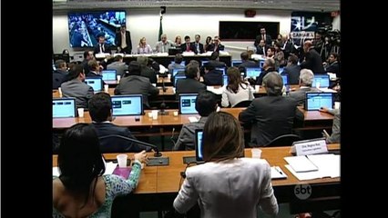 Conselho de Ética adia decisão sobre processo contra Eduardo Cunha