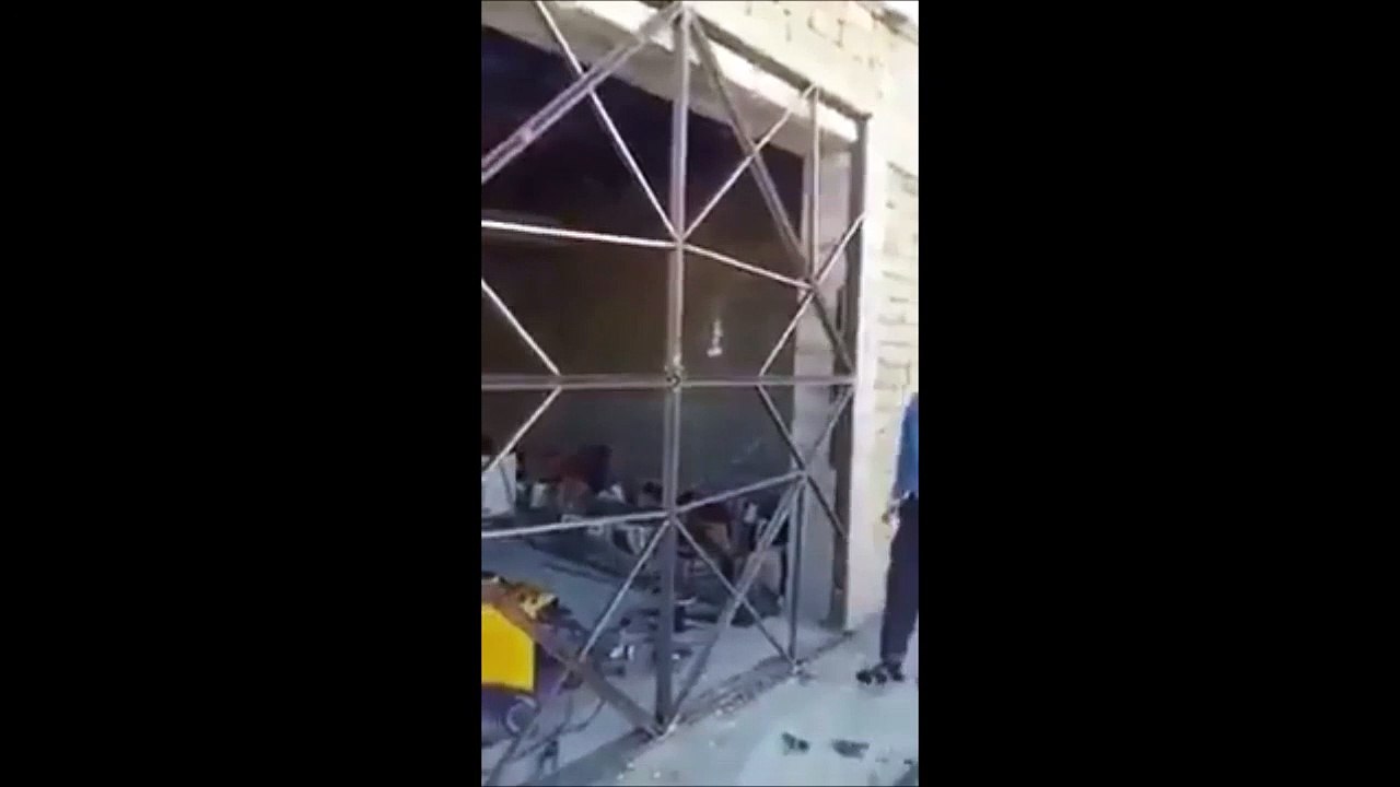 Origami Steel Gate - Incredible