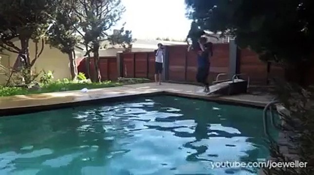 Sevgilisine Smackdown yapan liseli