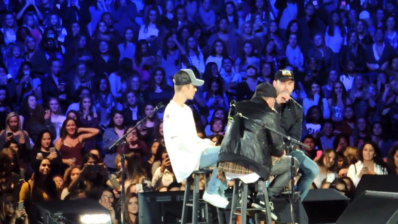 Justin Bieber,Scooter Braun and Ryan Good - Q&A (An Evening With JB Chicago)