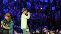 Justin Bieber & Dan Kanter - Love Yourself Acoustic (An Evening With JB Chicago)