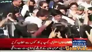 What Happened to Imran Khan When a Supporter Came to Him