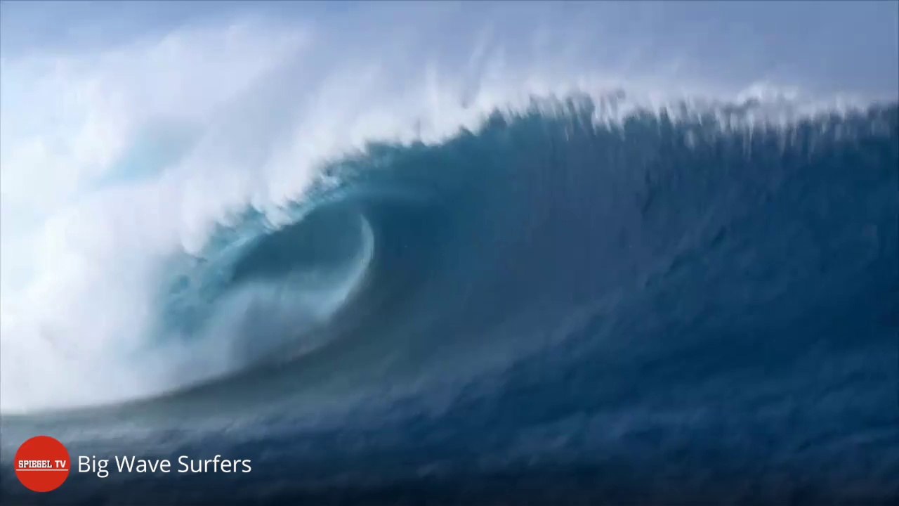 Big Wave Surfers - Sebastian Steudtner