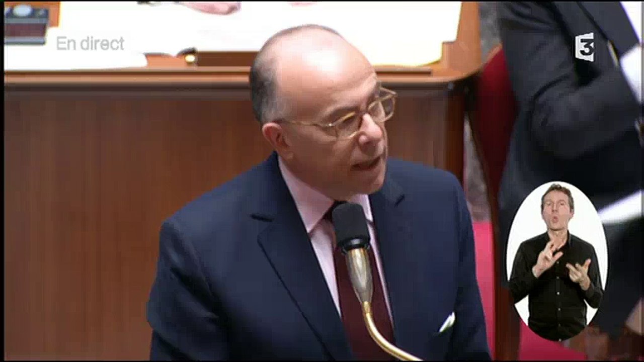 Cazeneuve fact-checke Sarkozy sur les déchéances de nationalité