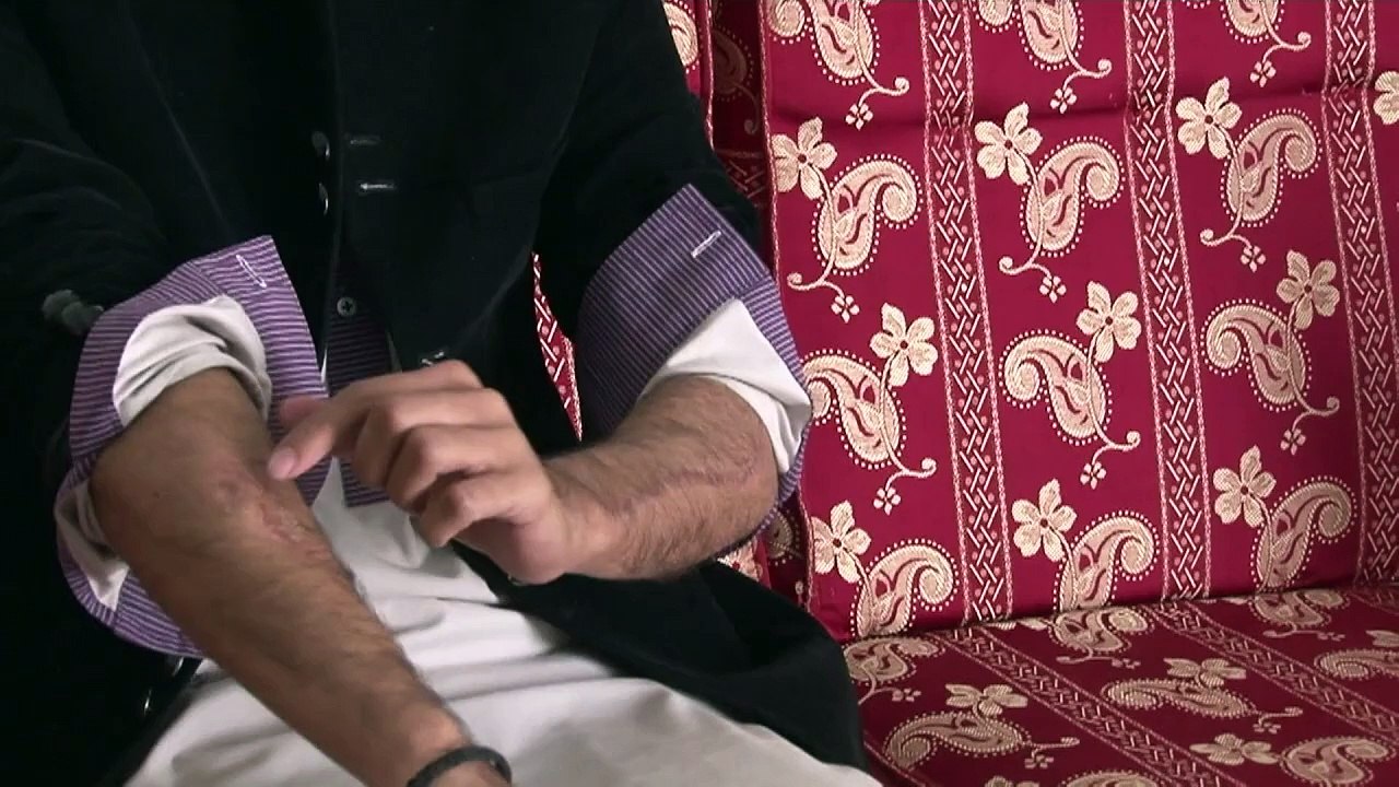 Attaque de l'école de Peshawar: réactions aux pendaisons