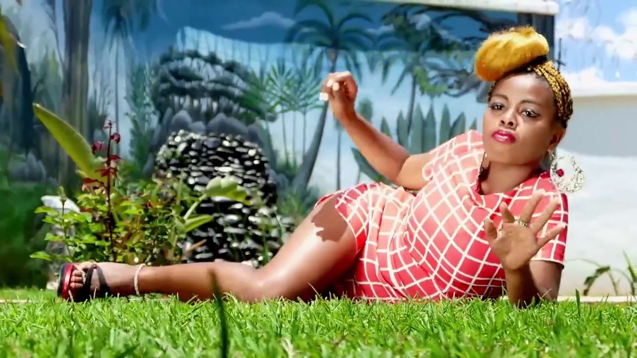 TSIKY JOLIE  -   Tsara tsara tsy lany  (gasy HD 2015)