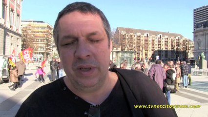 Rassemblement en solidarité avec les salariés d'Air France