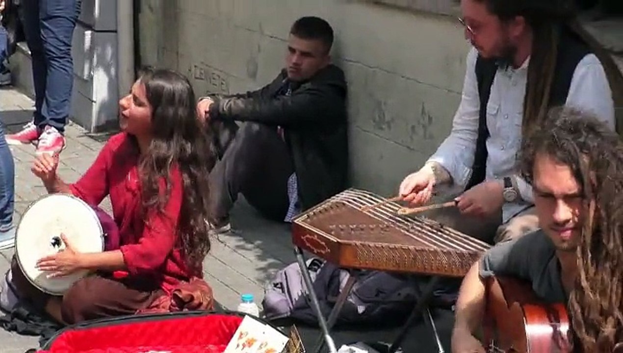 istanbul sokak sanatcilari