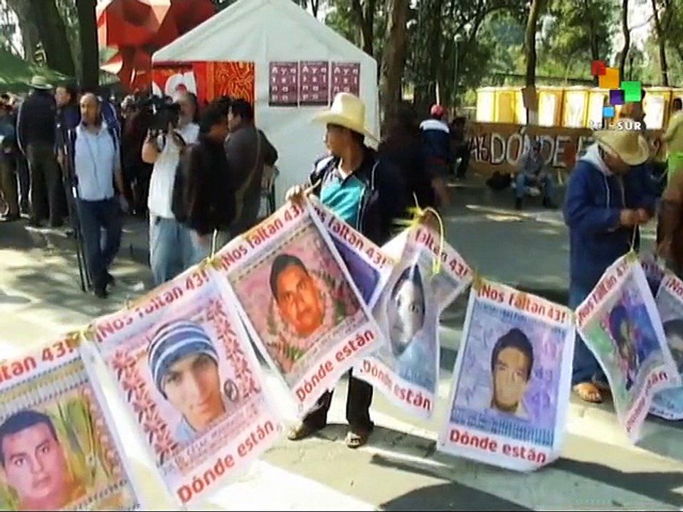 Mexico: Ayotzinapa Parents Lift Sit-In After Meeting with Gov't