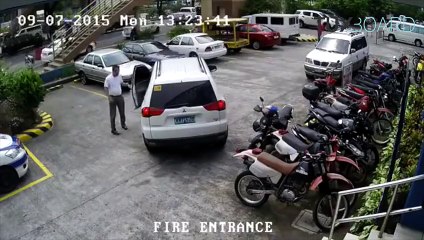 Accident surprenant sur un parking de Manille (Philippines) New Full HD Video 2015