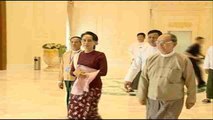 Suu Kyi y las autoridades birmanas avanzan en la transición en Birmania