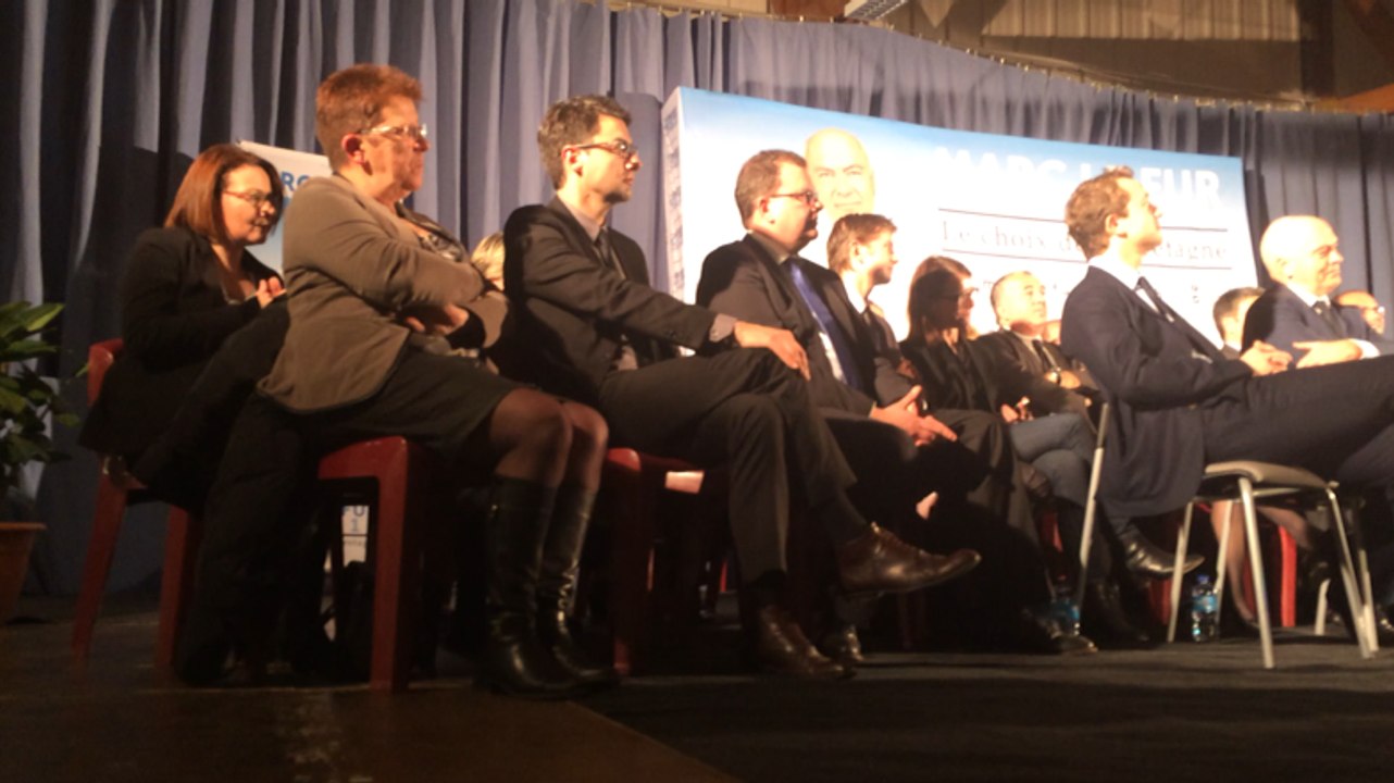 Alain Juppé acclamé à Coatigrac'h