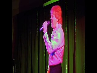 Gene Hodge sings 'Young Dreams' at Elvis Day (video) copy