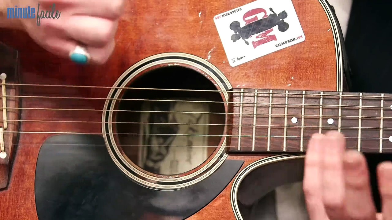 Sports Loisirs : Jouer à la guitare I see fire (The hobbit) d'Ed Sheeran