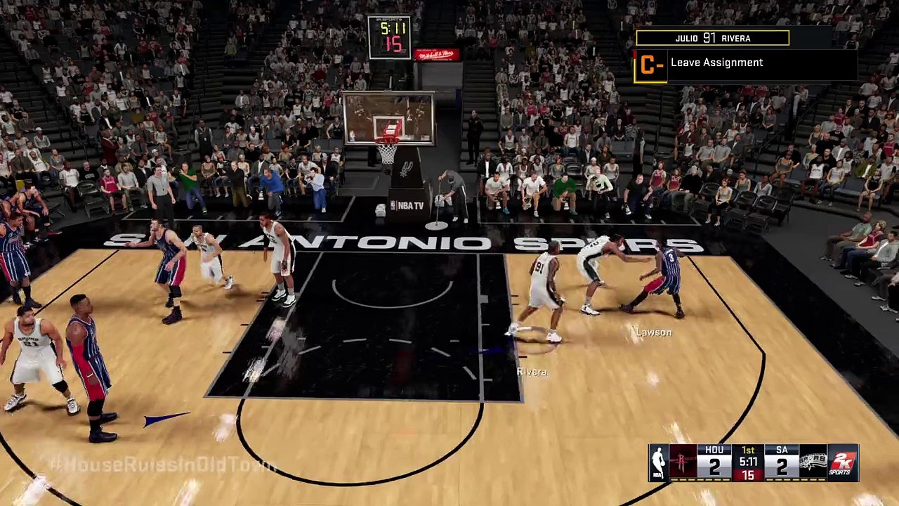 NBA 2K16 360 layup