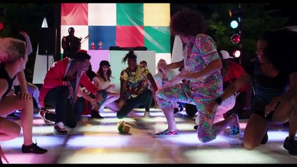 Alvin and the Chipmunks: The Road Chip VIRAL VIDEO - Squeaky Wiggle Dance (2015) - Animation HD