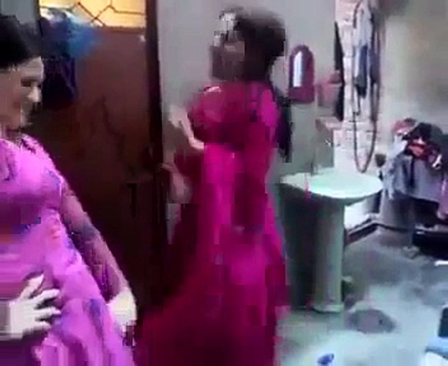 Kanjar Khana at its peak-Top Funny Videos-Top Funny Pranks-Funny Fails-ZaidAliT Videos-Viral Videos-WhatsApp Video - Video Dailymotion