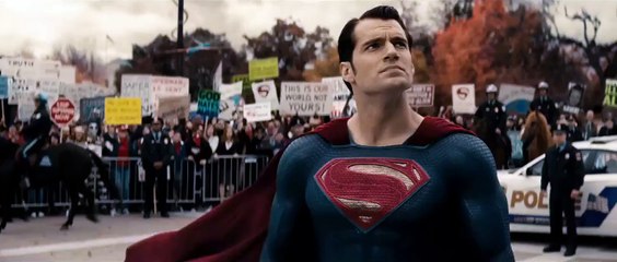 Batman v Superman : l'aube de la justice - Bande-annonce [VOST]
