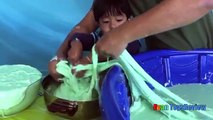 HOW TO MAKE GIANT SLIME GOO in Kiddie Pool Disney Cars toys McQueen Mater Spiderman Minion