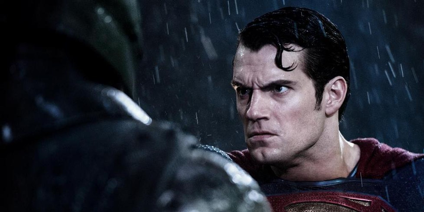 Batman v Superman: Dawn of Justice - Official HD Trailer