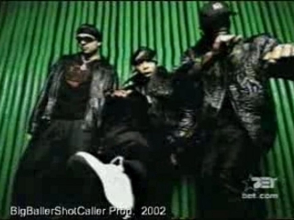 - Make it clap (remix)