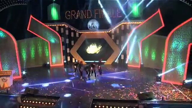 Mr. Rustom Kerawalla attending the closing ceremony of VIVA 14 with Mr. Shim Mathew