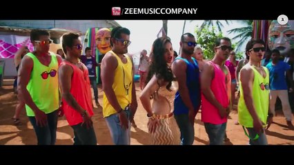 Télécharger la video: Naughty No.1 Full Video _ Barkhaa _ Sara Loren _ Neha Kakkar & Amjad Khan