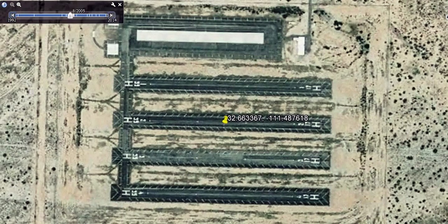 Multiple Landing Strips in the Desert in Eloy, Arizona, USA (Google Earth)