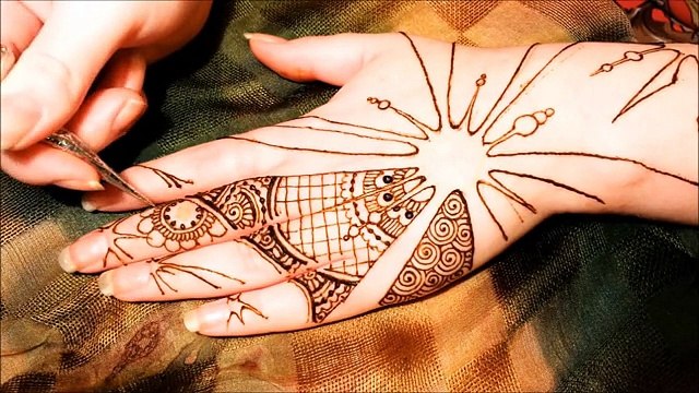 Kaleidoscope Mehndi design-Мехенди Калейдоскоп