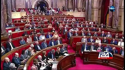 U.S Presidential Election : Trump down 12 points but still lapping the field