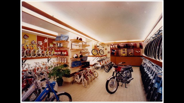 MAGASINS MOTOBECANE, département 37 au 45