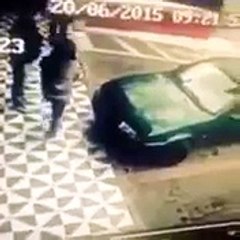 Girls fell down on moving car hahaha