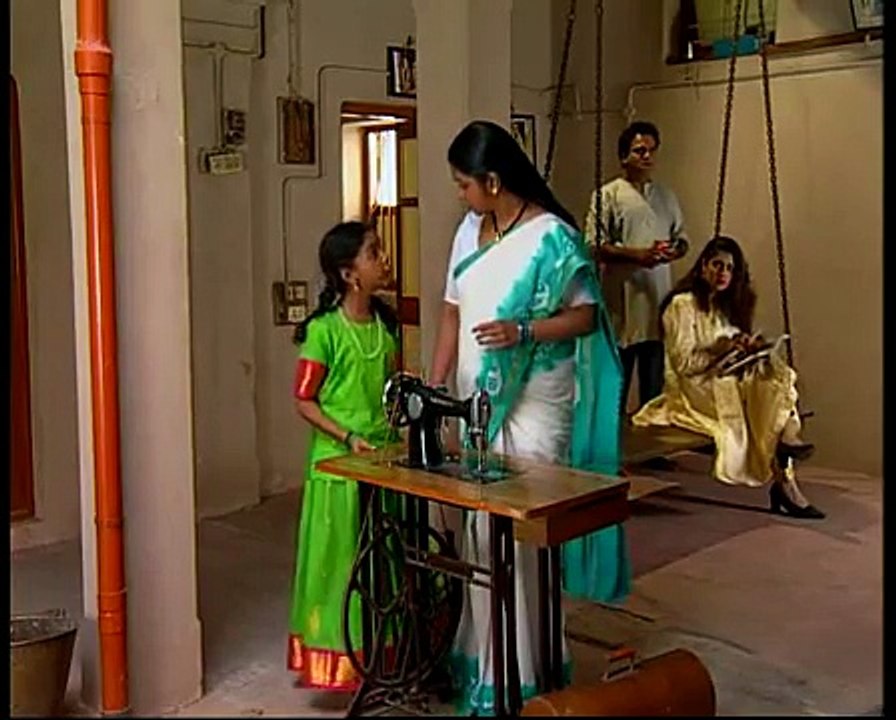 Super Scene - Chithi - 24