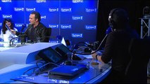 Jean Dujardin ému lors du concert de Johnny Hallyday