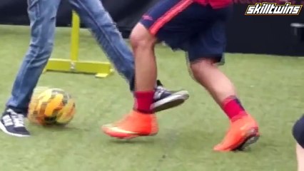 Football Super PANNA Skill Tutorial ★ Ronaldo/Neymar Skills