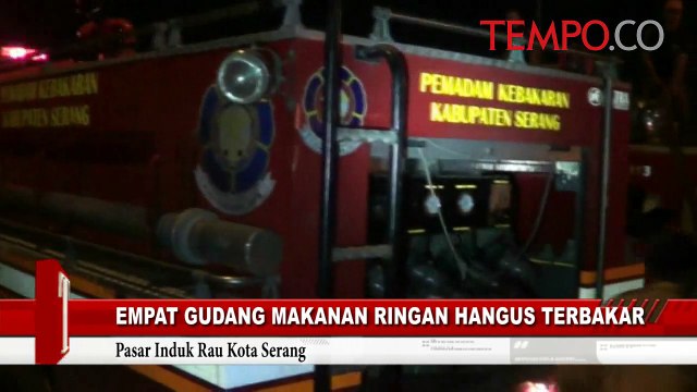 Empat Gudang Makanan Ringan Hangus Terbakar