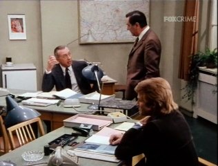 L'Ispettore Derrick - Stagione 02 - Episodio 05 - Il Segno Della Violenza (1975)