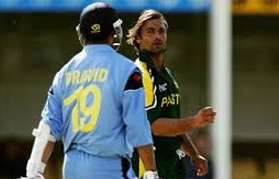 Cricket Fight - Rahul Dravid Vs Shoaib Akhtar -RARE-