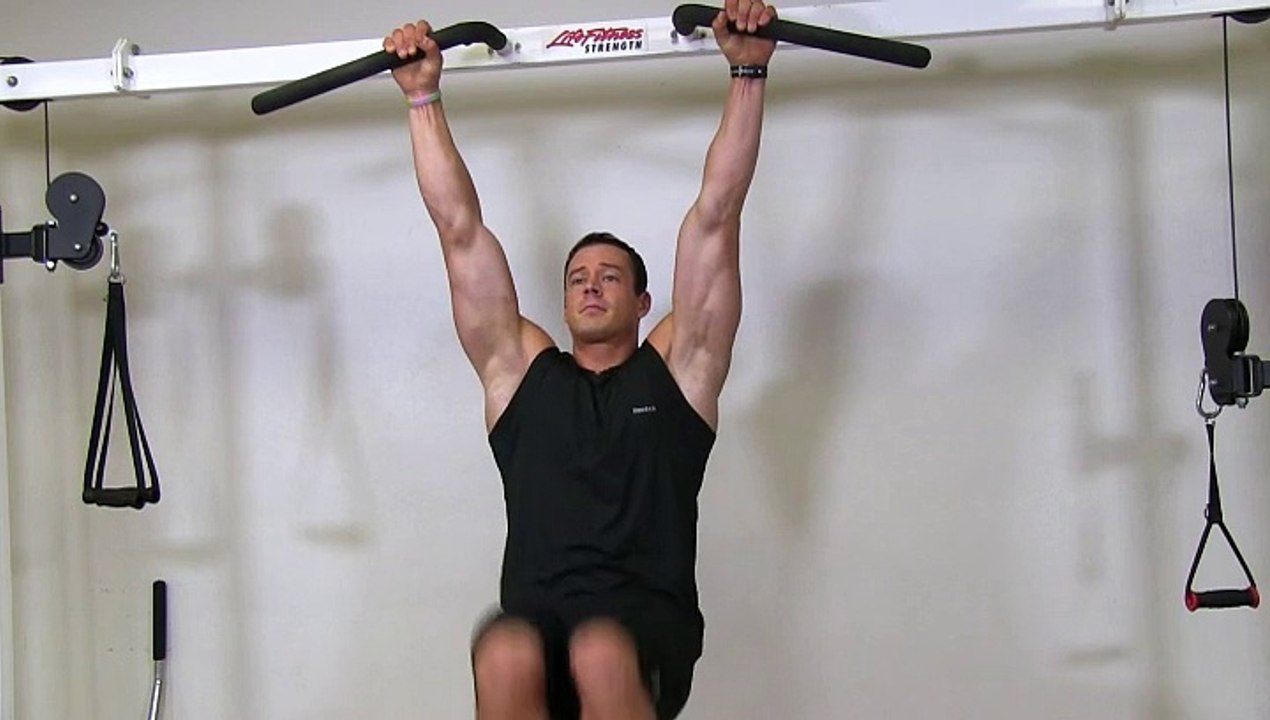 How to Do Knee Raises With No Weights