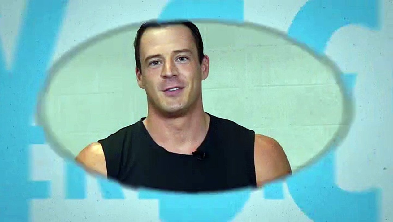 How to Put Your Hand Positions for Handstands on a Door