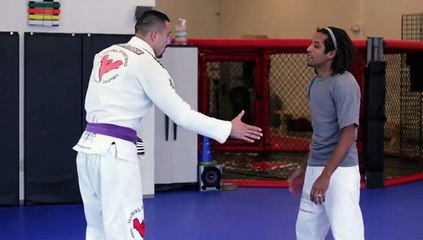Jiu-Jitsu Techniques for if Someone Grabs Your Shirt